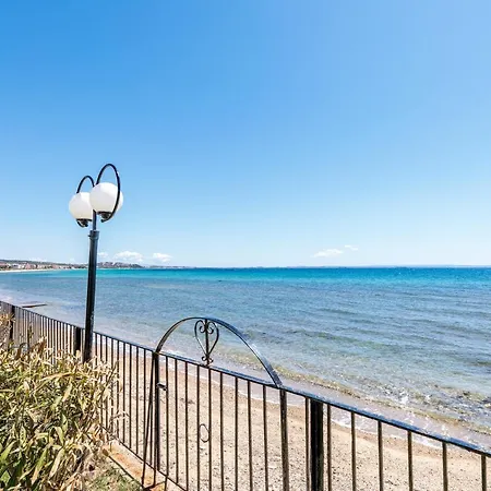 Ferienhaus Next To The Sea Paralia Dionisiou